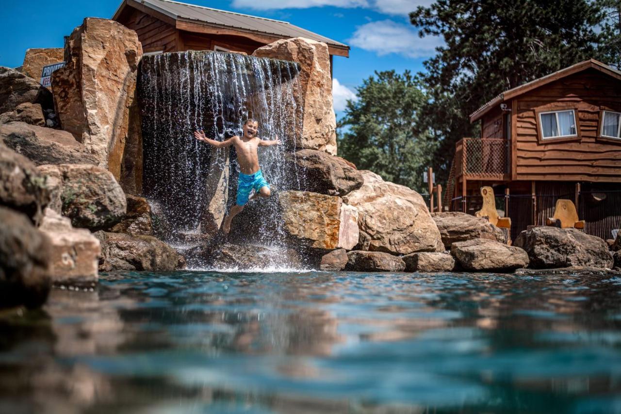 Natura Treescape Resort Wisconsin Dells Exteriör bild
