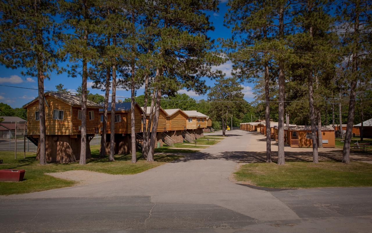 Natura Treescape Resort Wisconsin Dells Exteriör bild